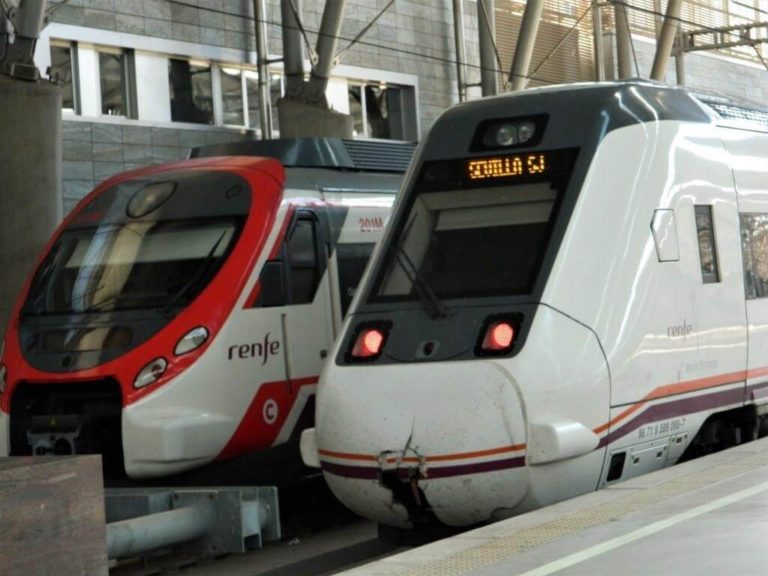 Stazione dei treni a Granada